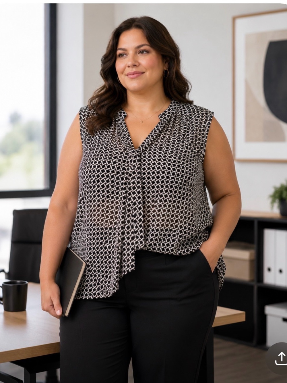 Banana Republic Black and White Geometric Blouse XL
